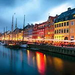 4 Bedroom Apt Close To Cph Zoo & City Centre