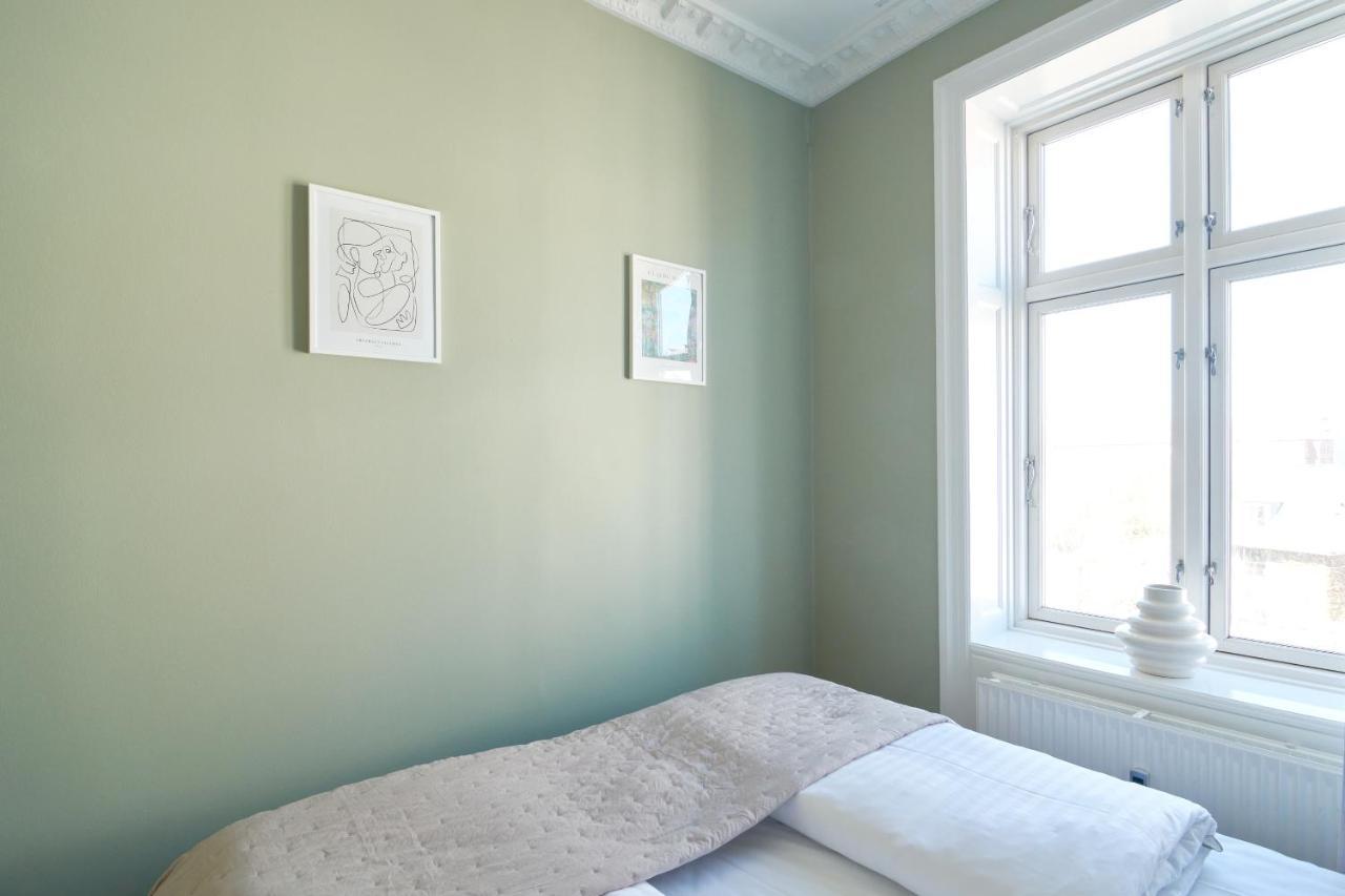 Apartment 4 Bedroom Apt Close To Cph Zoo & City Centre