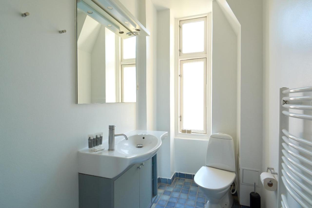 4 Bedroom Apt Close To Cph Zoo & City Centre *